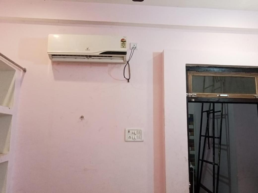 Vaibhav Sadan Dharmsala Hotel Ayodhya Exterior photo